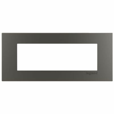 Wiremold dash 3-Cube Trim Plate in Brass