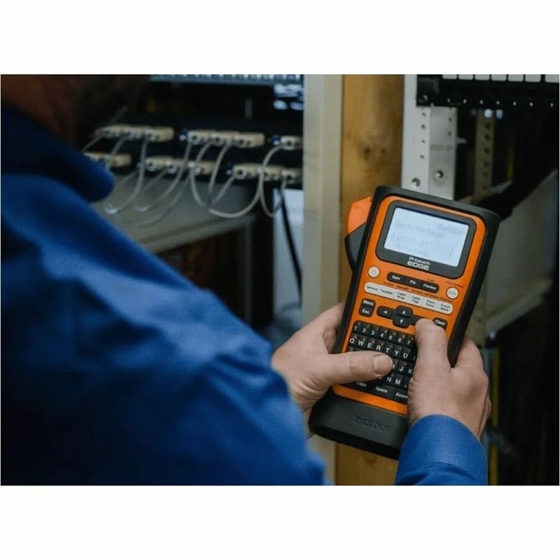 PT-E310BT WRLS INDUSTRIAL HH LABELING TOOL W/ USB-C AND BT CONNE - Thumbnail 5