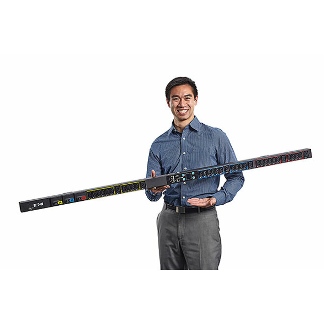 Eaton Managed rack PDU, 0U, 5-20P, L5-20P input, 1.92 kW max, 120V, 16A, 10 ft cord, Single-phase, Outlets: (8) 5-20R - TAA compliant - Thumbnail 2