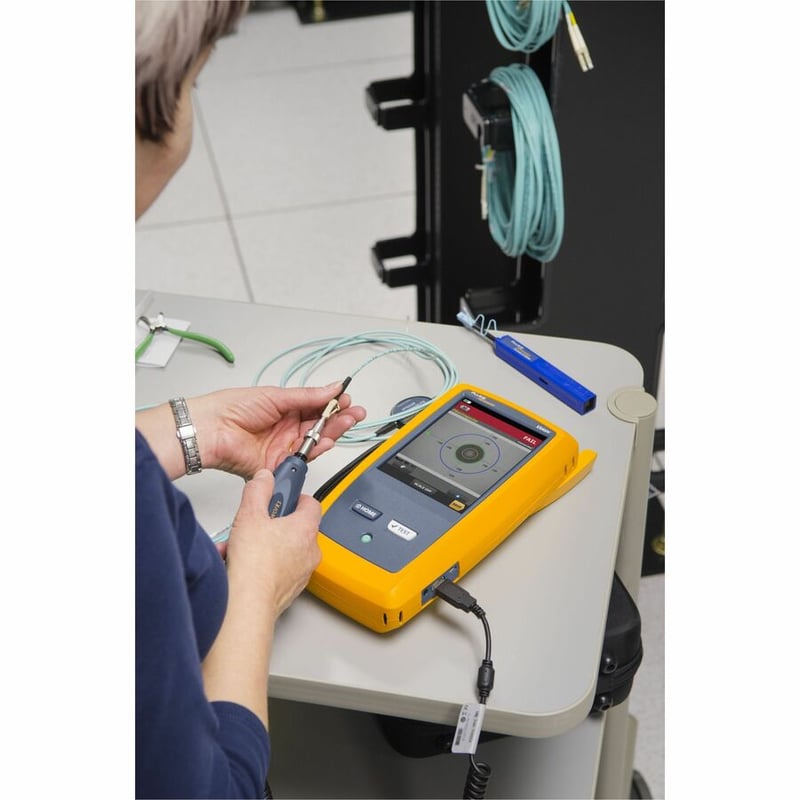Fluke Networks FI2-7000 FiberInspector Pro Cable Analyzer - Thumbnail 2