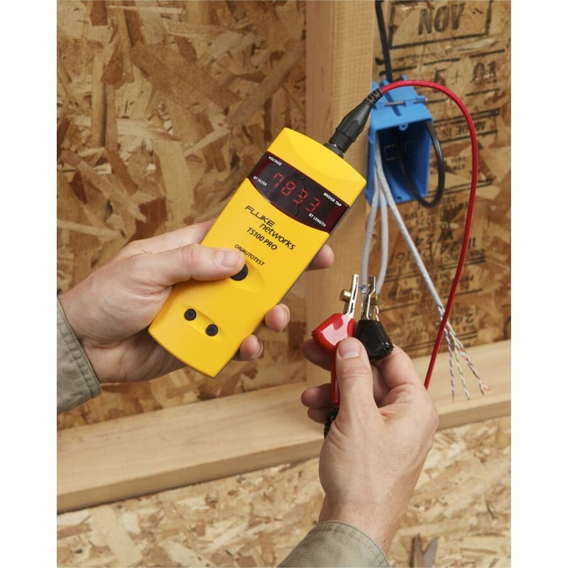 Fluke Networks TS 100 PRO Cable Analyzer - Thumbnail 3