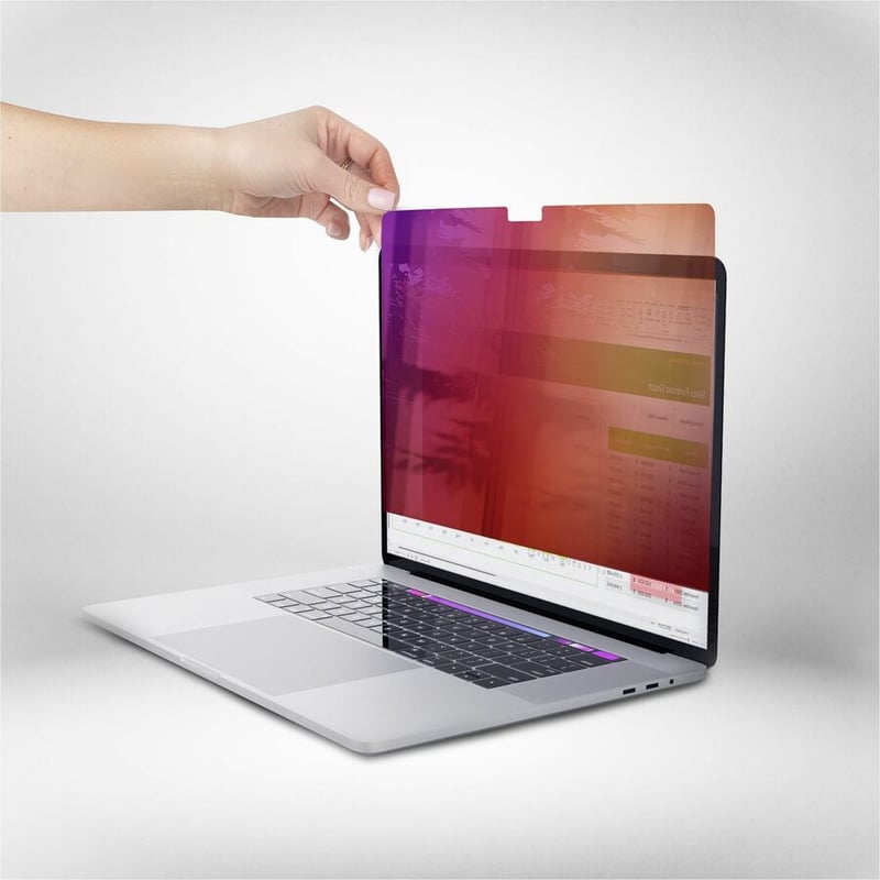 StarTech.com 16-inch MacBook Pro 21/23 Privacy Screen, Gold Filter w/Enhanced Privacy, Computer Security Filter, +/- 30 Deg. View Angle - Thumbnail 4