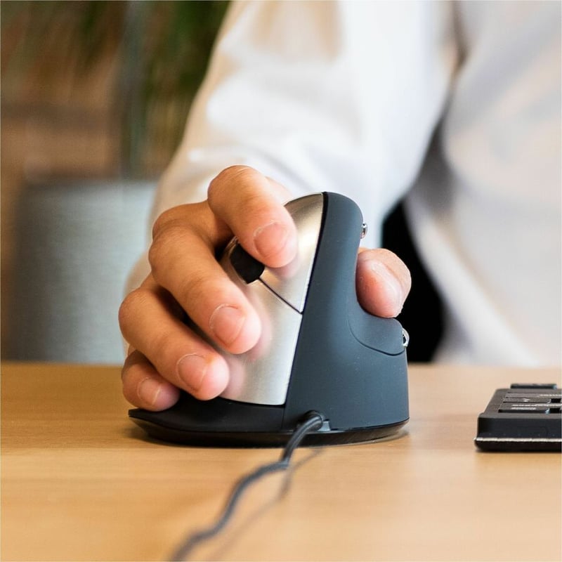 R-GO HE ERGONOMIC MOUSE, MEDIUM (HAND SIZE 165-185MM), RIGHT HANDED, WIRED - Thumbnail 2