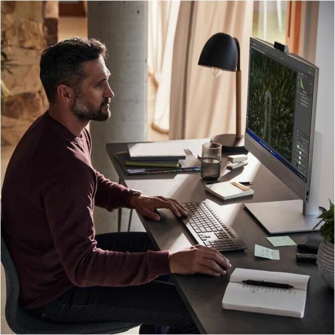 HP EliteOne 870 G9 All-in-One Computer - Intel Core i5 13th Gen i5-13500 - vPro Technology - 16 GB - 2 TB SSD - 27" QHD - Desktop - Thumbnail 4