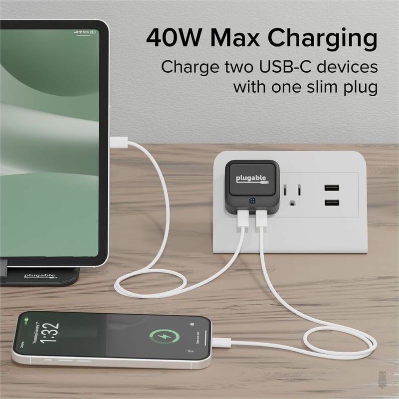 PLUGABLE 40W DUAL USB-C CHARGER 40W DUAL USB-C CHARGER - BLACK - Thumbnail 2