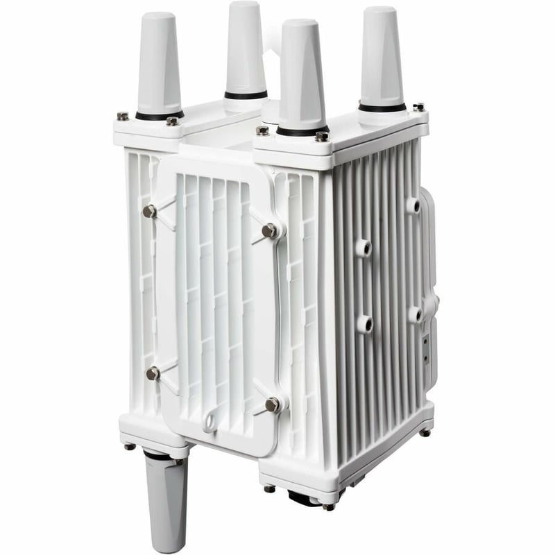 Cisco Catalyst IR8140H Router - Thumbnail 2