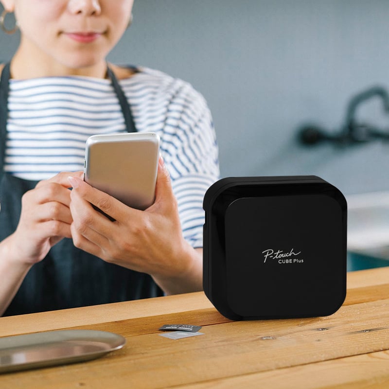 Brother P-touch CUBE Plus PT-P710BT Versatile Label Maker with Bluetooth Wireless Technology - Thumbnail 4
