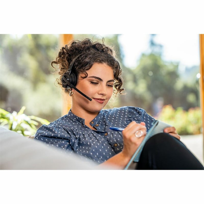 Poly Savi 8210 UC Microsoft Teams Certified DECT 1920-1930 MHz USB-A Headset - Thumbnail 3