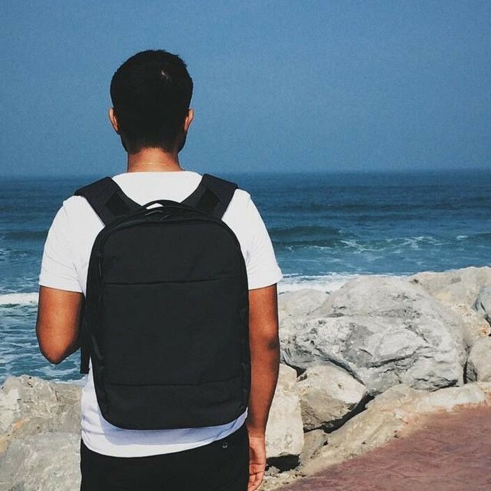 Incase City Backpack -Black - Thumbnail 3