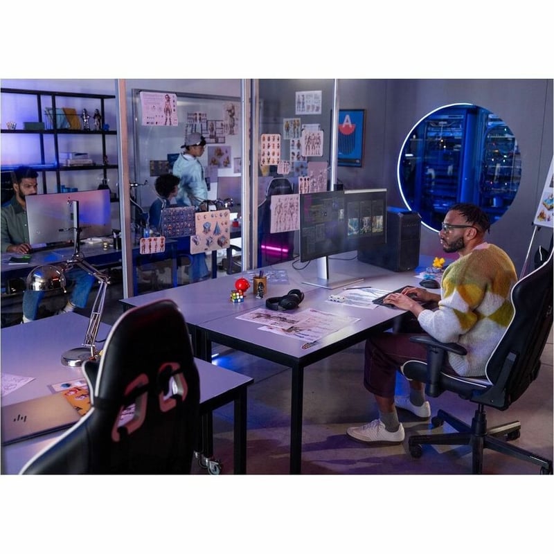 HP Z4 G5 Workstation - 1 x Intel Xeon w3-2435 - 32 GB - 512 GB SSD - Tower - Black - Thumbnail 3
