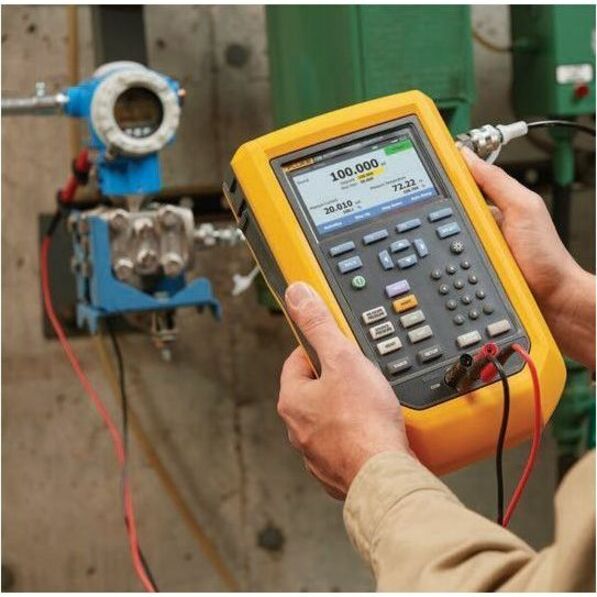 Fluke 729 Automatic Pressure Calibrator - Thumbnail 5