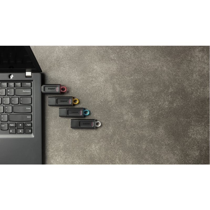Kingston DataTraveler Exodia 32GB USB 3.2 (Gen 1) Flash Drive