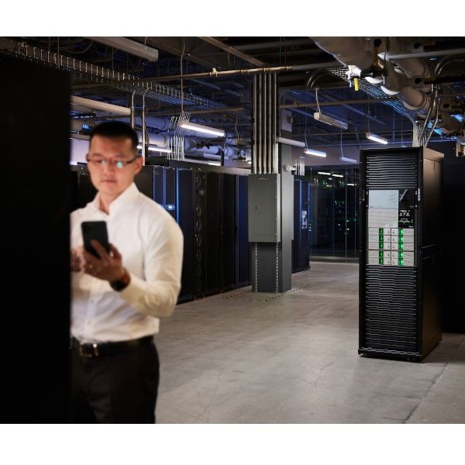 APC by Schneider Electric Smart-UPS Modular Ultra 20kW Scalable to 20kW N+1 Rackmount 208/240V - Thumbnail 5