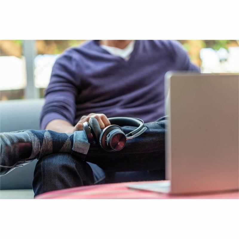 Poly Voyager Focus 2-M Microsoft Teams Certified USB-A Headset - Thumbnail 3