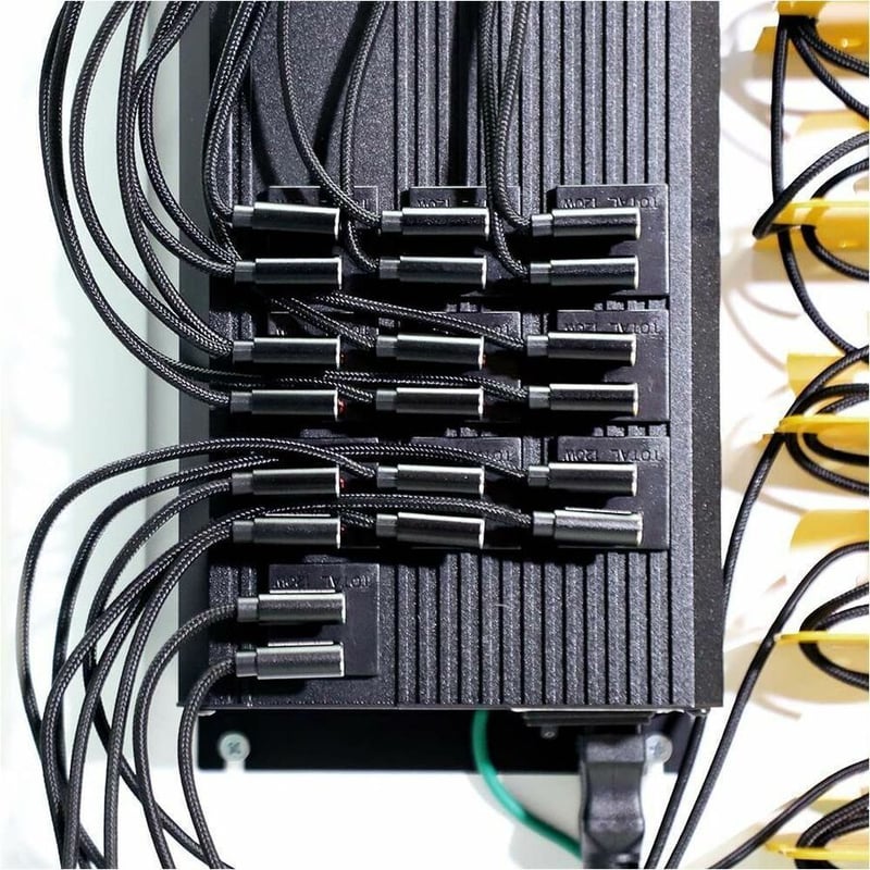 PowerGistics Core 1C200B Charging Cabinet - Thumbnail 4