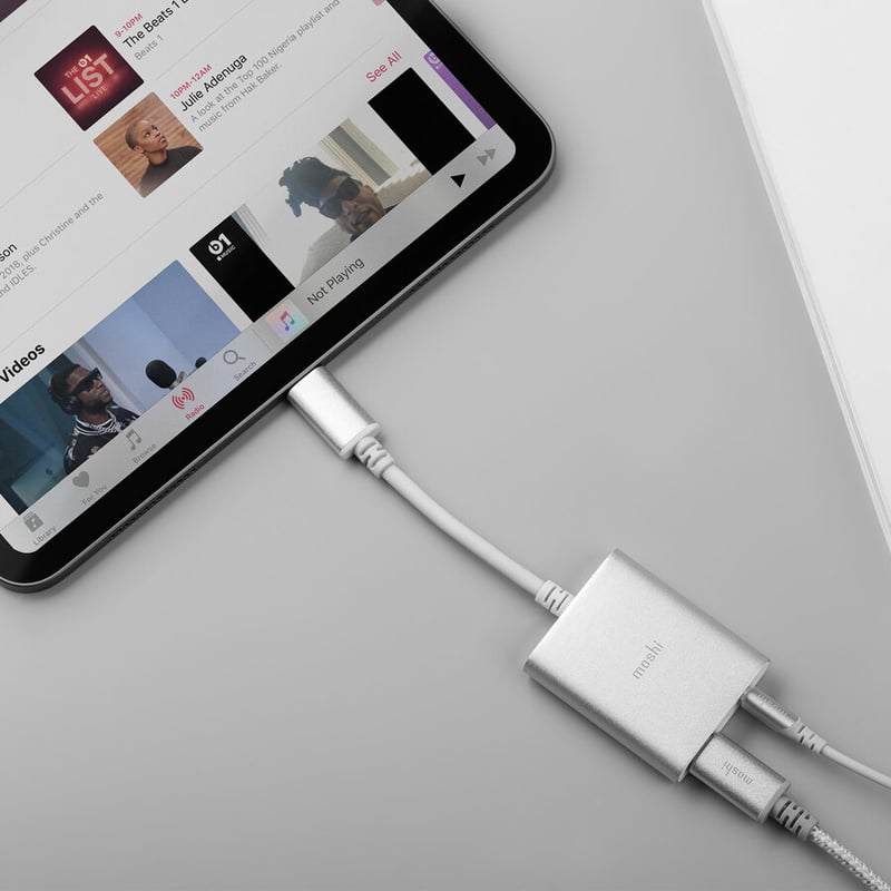 Moshi USB-C Audio Adapter w/Charging - Thumbnail 5