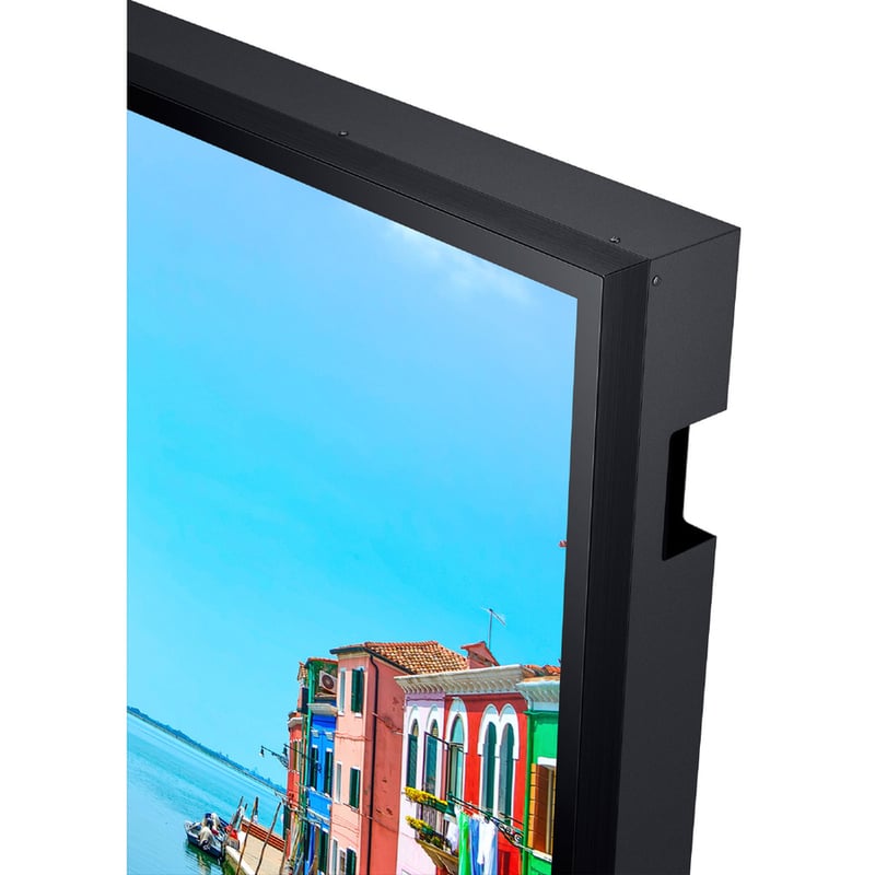 Samsung Simplify Outdoor Signage Installation with a Thin and Easy-to-install Enclosure - Thumbnail 5