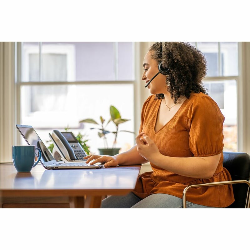 Poly Voyager 4320 USB-C Headset - Thumbnail 4