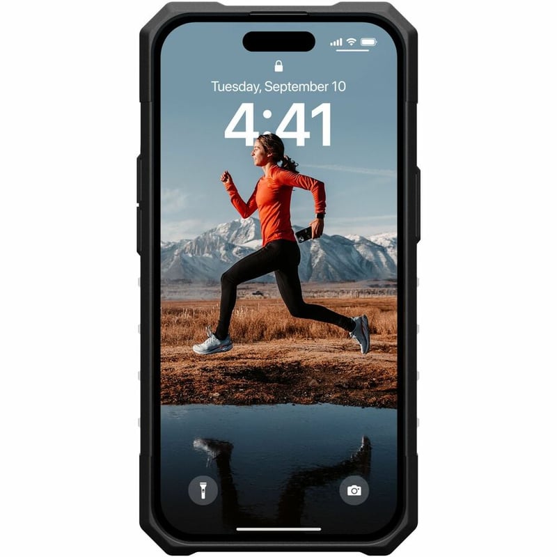 Urban Armor Gear Plasma iPhone 15 Case - Ice - Thumbnail 3