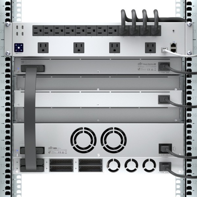 Ubiquiti SmartPower PDU Pro - Thumbnail 3