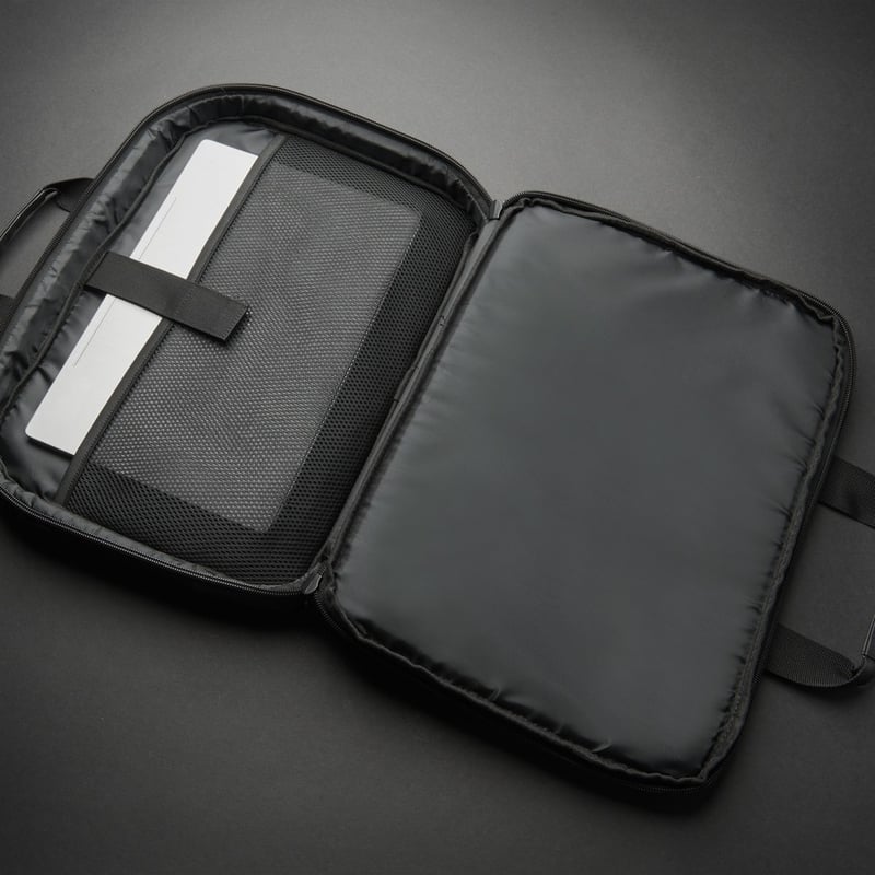 V7 Professional CCP13-ECO-BLK Carrying Case (Briefcase) for 13" to 13.3" Notebook - Black - Thumbnail 3