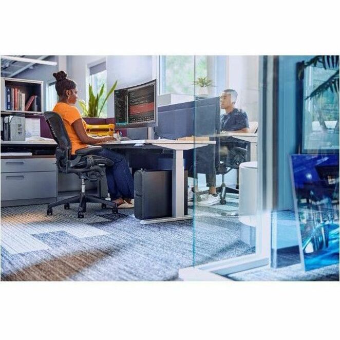 HP Z8 G5 Workstation - Intel Xeon Gold 4th Gen 5420+ - 1 TB - 12 TB HDD - Tower - Black - Thumbnail 5