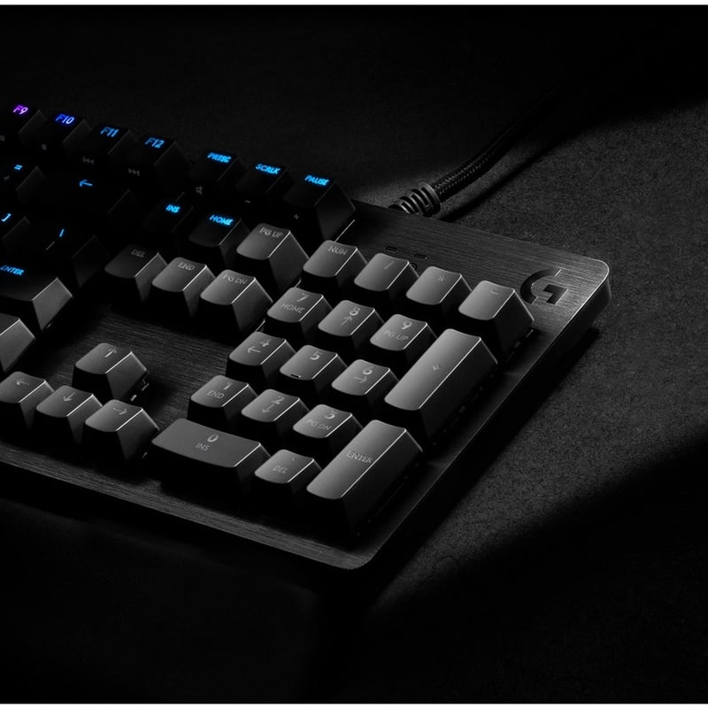 Logitech G512 CARBON LIGHTSYNC RGB Mechanical Gaming Keyboard with GX Brown switches and USB passthrough (Tactile) - Thumbnail 5