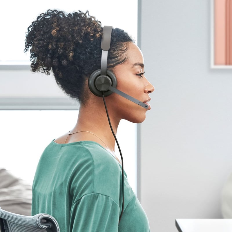 Logitech Zone 750 Wired On-Ear Headset with advanced noise-canceling microphone, simple USB-C and included USB-A adapter, plug-and-play compatibility for all devices - Thumbnail 5