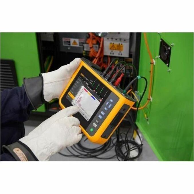 Fluke 1770 Power Quality Analyzer - Thumbnail 3