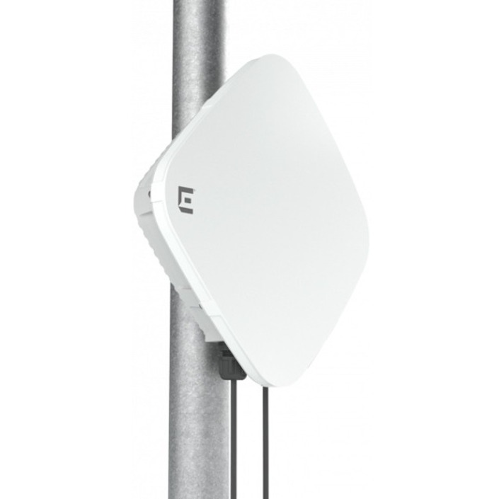 EXTREMECLOUD IQ: TRI-RADIO OUTDOOR WIFI 6 AP (4X4 5 GHZ, 2X2 DUAL BAND & 1X1 SE - Thumbnail 3