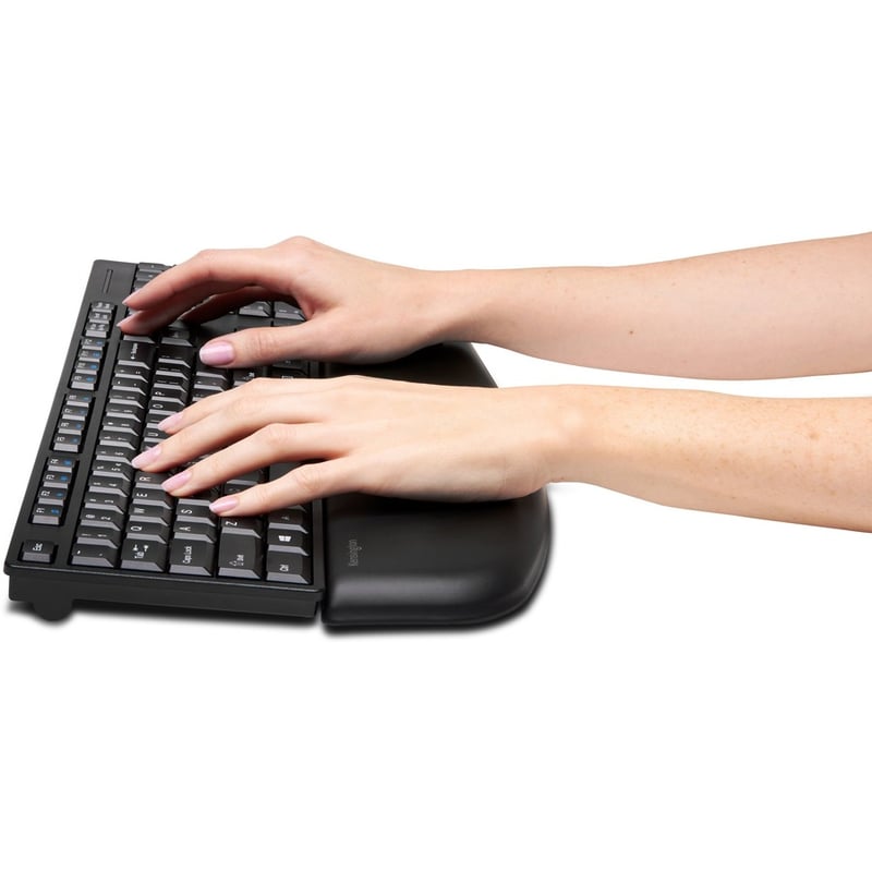 Kensington ErgoSoft Wrist Rest for Standard Keyboards - Thumbnail 2