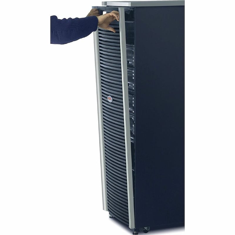 APC Symmetra LX 12kVA Scalable to 16kVA N+1 Ext. Run Tower, 208/240V Input, 208/240V and 120V Output UPS - Thumbnail 4
