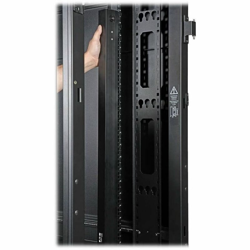 Tripp Lite by Eaton PDU 5.7kW 3-Phase Basic PDU - 42 NEMA 5-15/20R 120V Outlets 208V L21-20P Input 6 ft. Cord 70 in. 0U Rack TAA - Thumbnail 3