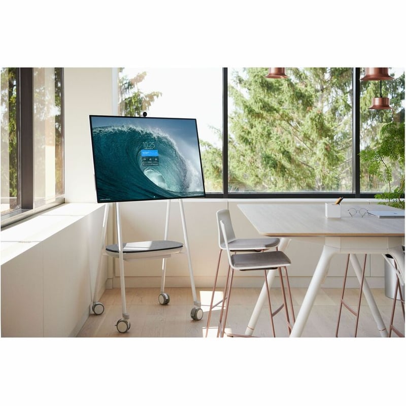 APC by Schneider Electric Smart-UPS Charge Mobile Battery for Microsoft Surface Hub 2S & Surface Hub 3 - Thumbnail 4