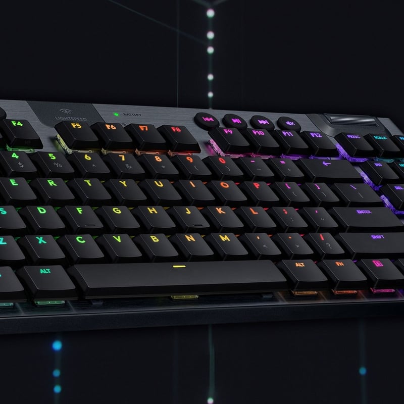 Logitech G915 TKL Tenkeyless Lightspeed Wireless RGB Mechanical Gaming Keyboard - Thumbnail 2
