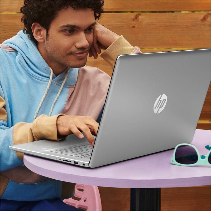 HP 17.3" Notebook - HD+ - 1600 x 900 - (Intel Core i3 11th Gen i3-1125G4 Quad-core (4 Core) - 8 GB Total RAM - 256 GB SSD - Natural Silver - Thumbnail 3
