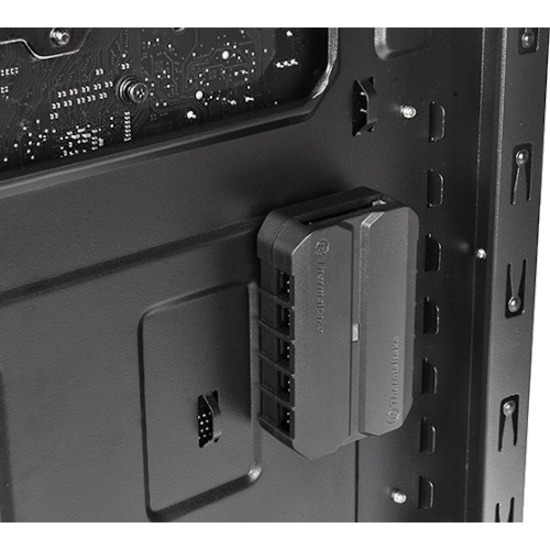 Thermaltake Commander FX - 10 Port Fan Hub - Thumbnail 5