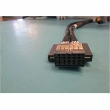 HPE - Certified Genuine Parts Cable 100G 20G LHSS 2mz, Show Log (SL), port - Thumbnail 2