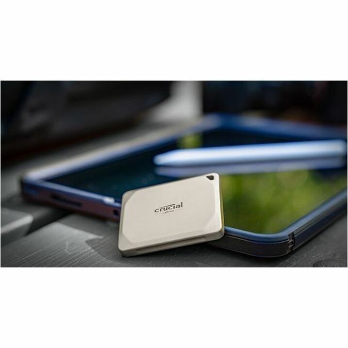 CRUCIAL X9 PRO