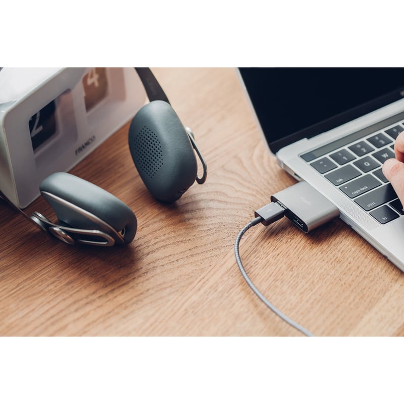 Moshi USB-C Dual Port Adapter - Thumbnail 2