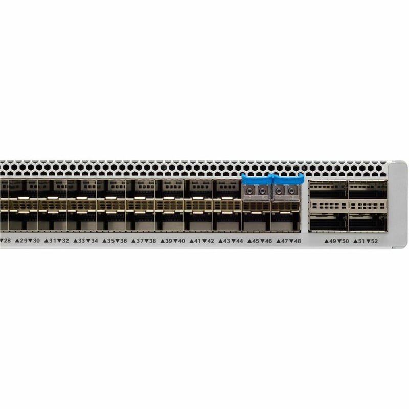 Cisco Catalyst 9500 40-port 10G switch, 8 x 10GE Network Module, NW Adv. License - Thumbnail 4