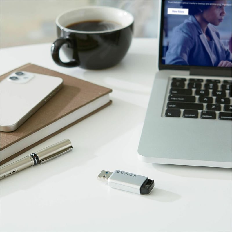 Verbatim 64GB Store 'n' Go Secure Pro USB 3.0 Flash Drive with AES 256 Hardware Encryption - Silver - Thumbnail 5
