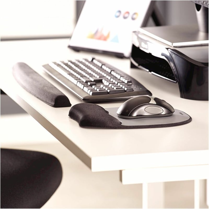 Fellowes Memory foam Mouse Pad/Wrist Rest- Silver Streak - Thumbnail 5