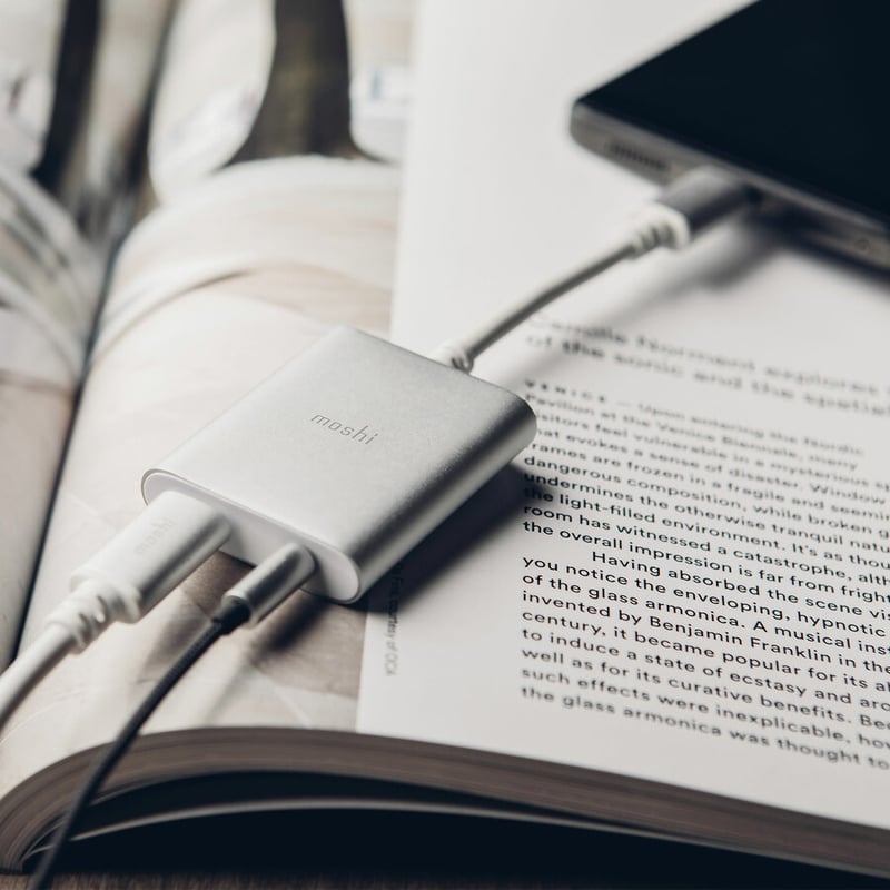 Moshi USB-C Audio Adapter w/Charging - Thumbnail 4
