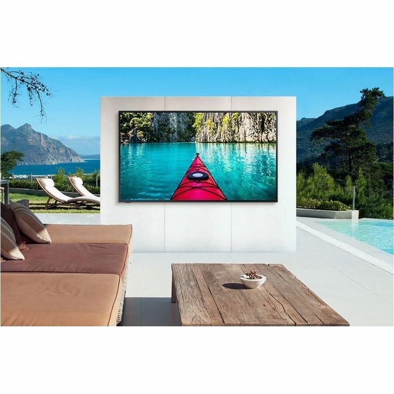 2024 75IN LST7D TERRACE 4K TV PARTIAL SUN OUTDOOR QLED LIFESTYLE - Thumbnail 4