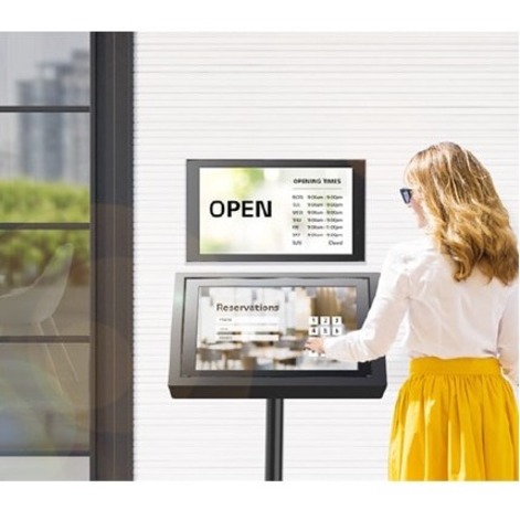 LG 22XE1J-B 1,500nits FHD IP-rated Outdoor Display