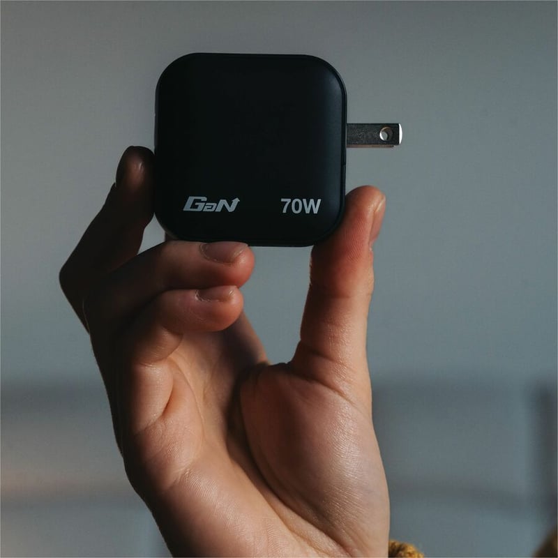 Verbatim Mini GaN Charger 70W 3 Port - Thumbnail 4