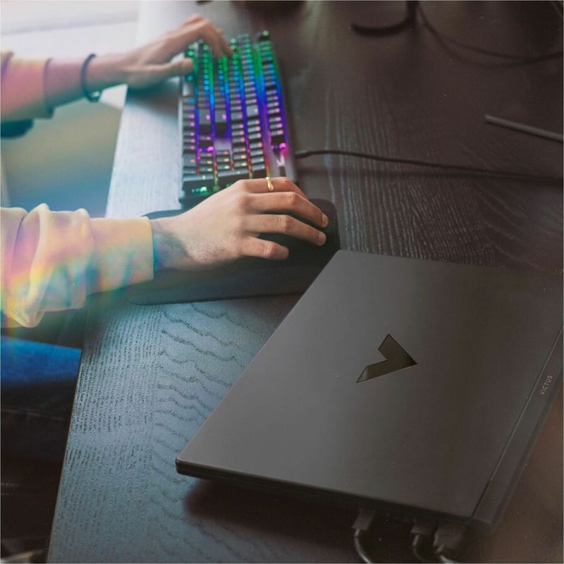 VICTUS 15-fa1000 15-fa1300nr 15.6" Gaming Notebook - Full HD - 144 Hz - Intel Core i5 12th Gen i5-12450H - 8 GB - 512 GB SSD - Mica Silver - Thumbnail 4