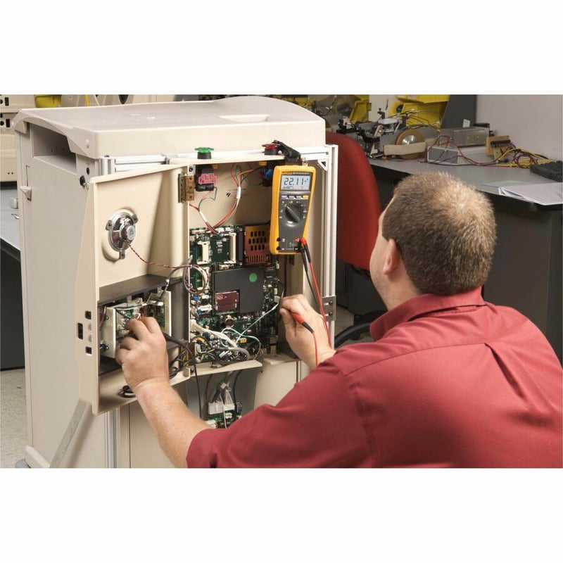 Fluke 179 TRMS Digital Multimeter with Temperature Readings - Thumbnail 4
