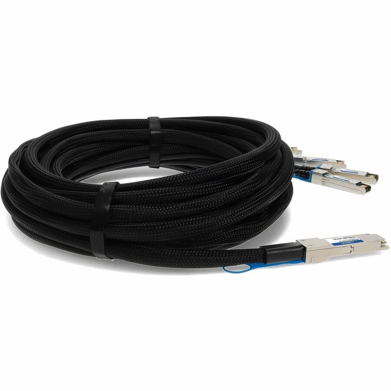 Brocade (Formerly) 40G-QSFP-4SFP-C-0501 Compatible TAA Compliant 40GBase-CU QSFP+ to 4xSFP+ Direct Attach Cable (Active Twinax, 5m)